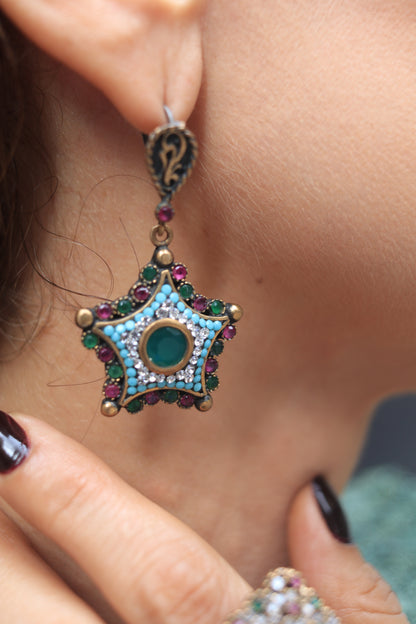 Embellished star earring
